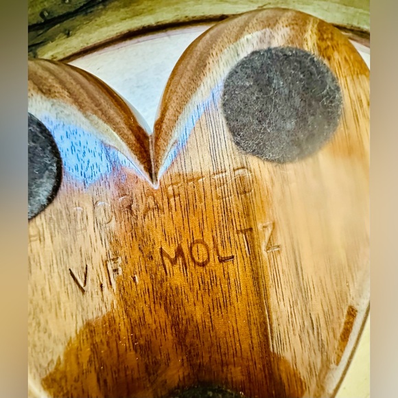 Vintage Heart Shaped Wood Trinket Box with Monogram P - Picture 8 of 12